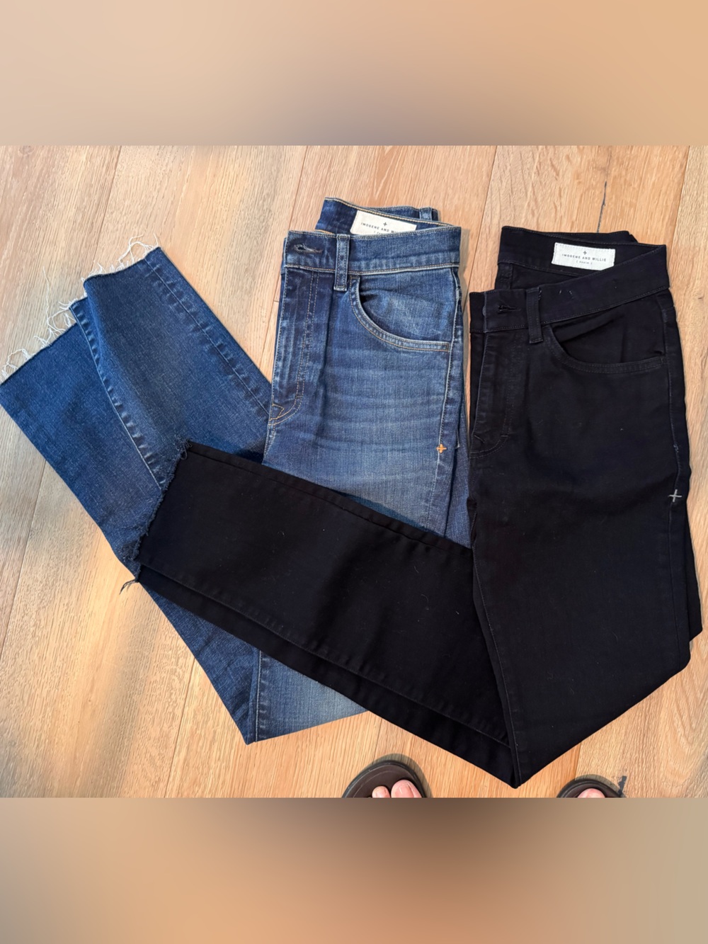 Two Imogene and Willie Denim Jeans — Black & Medium Blue size 26